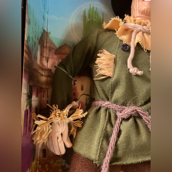 The Wizard Of Oz Scarecrow Doll Pink Label Collector. 2006 Barbie - Picture 4 of 14